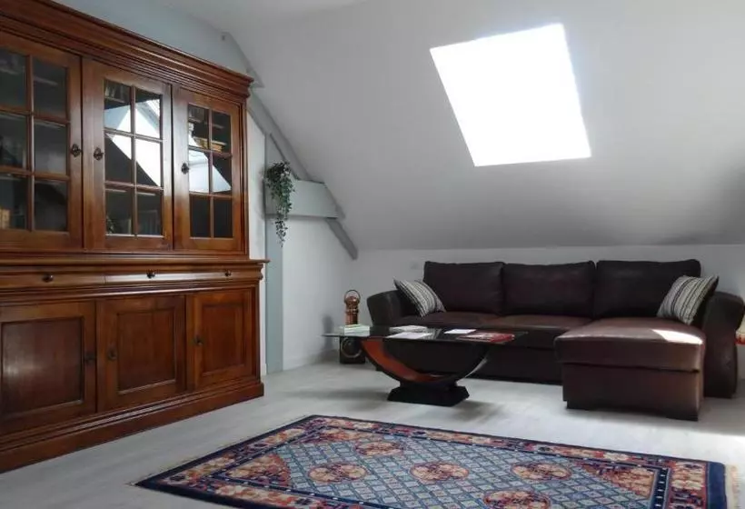 Aamiaismajoitus (B&B) Chambres D'hotes Maison Gille