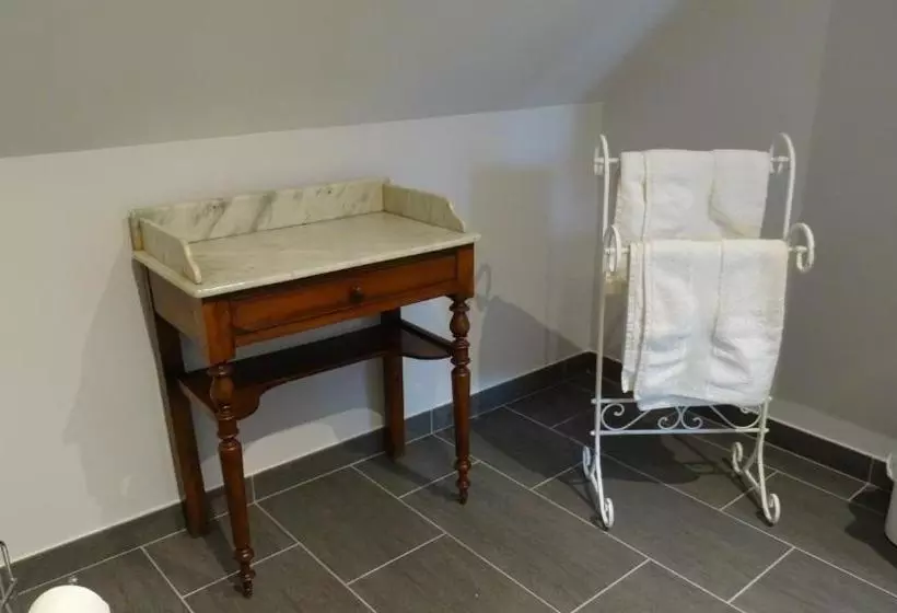 Aamiaismajoitus (B&B) Chambres D'hotes Maison Gille