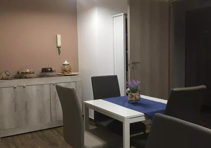 تختخواب و صبحانه Symposium Bed&breakfast