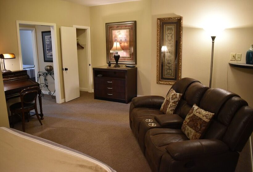 호텔 Silver Horseshoe Inn