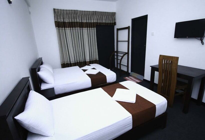 Otel Yoho Bro Colombo 03