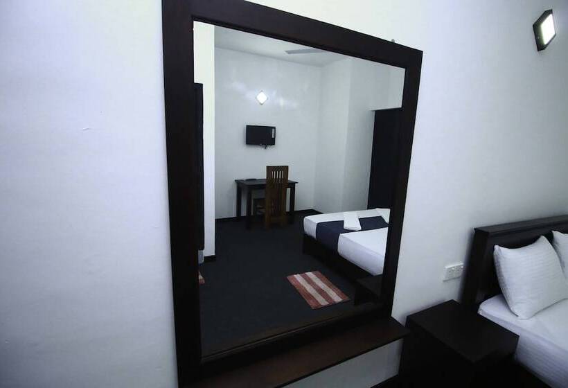 Otel Yoho Bro Colombo 03