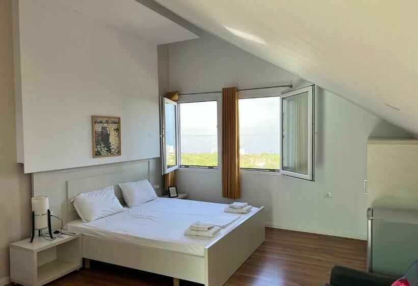 פנסיון Aria Guest House