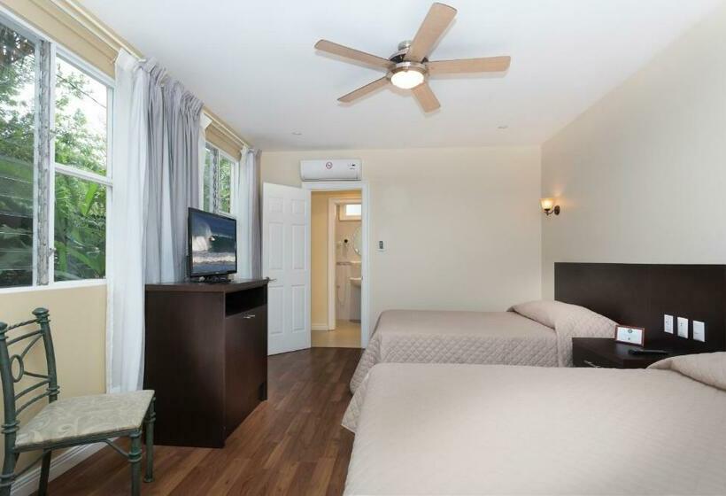 Airport Costa Rica B&b