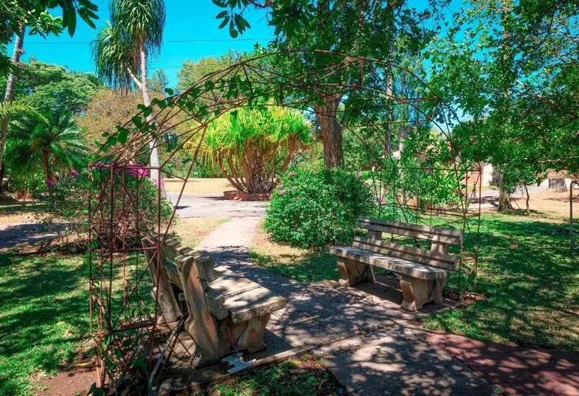 Airport Costa Rica B&b