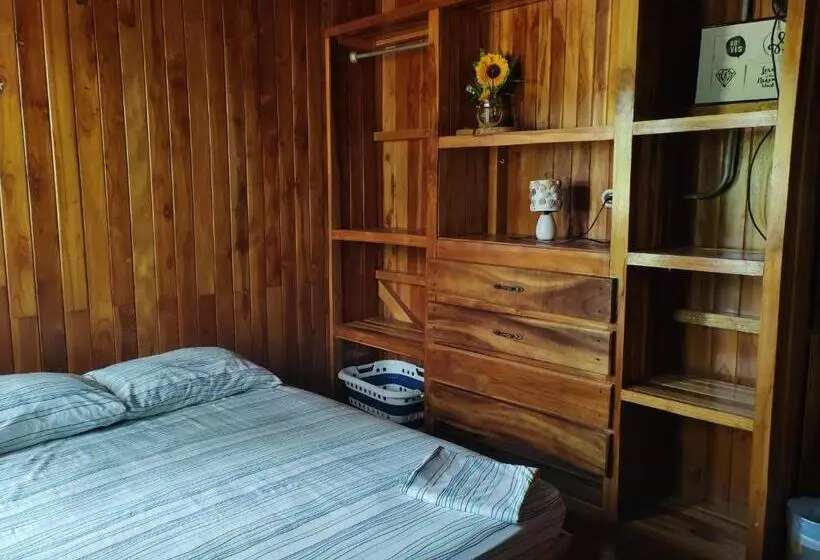 Hotelli Hostel Marisol Playa Samara