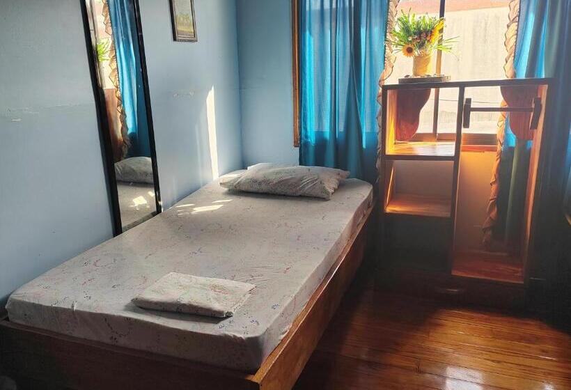 هتل Hostel Marisol