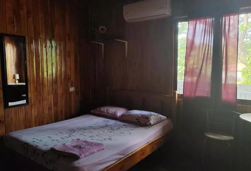 Hotelli Hostel Marisol Playa Samara