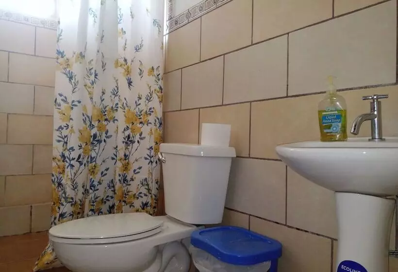 Hotelli Hostel Marisol Playa Samara