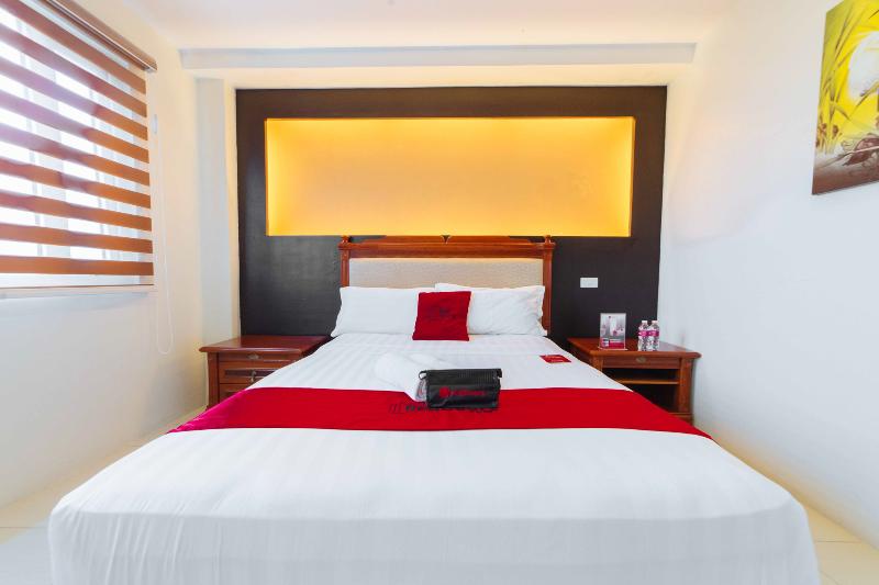 Hotel Reddoorz Premium Near Trinoma Mall