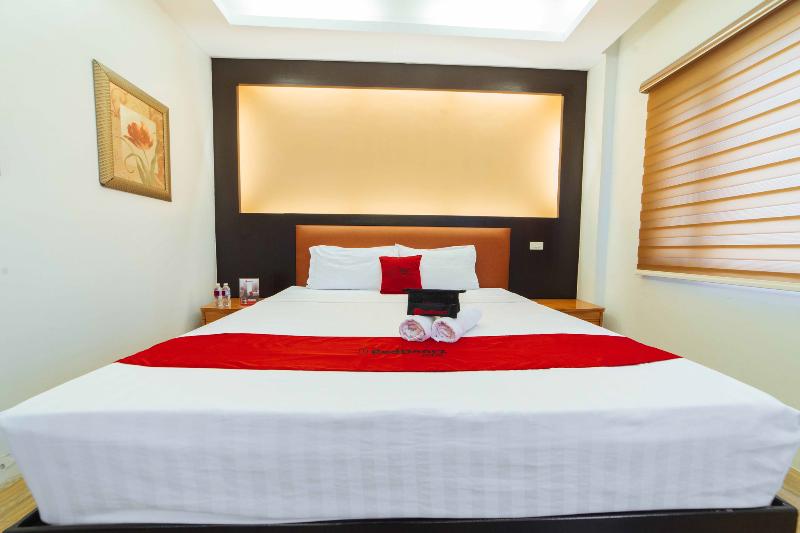 Hotel Reddoorz Premium Near Trinoma Mall