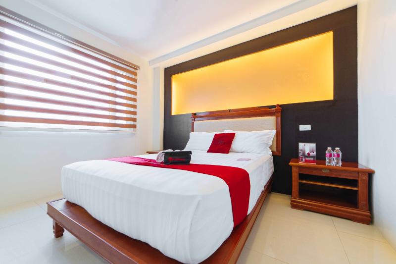 Hotel Reddoorz Premium Near Trinoma Mall