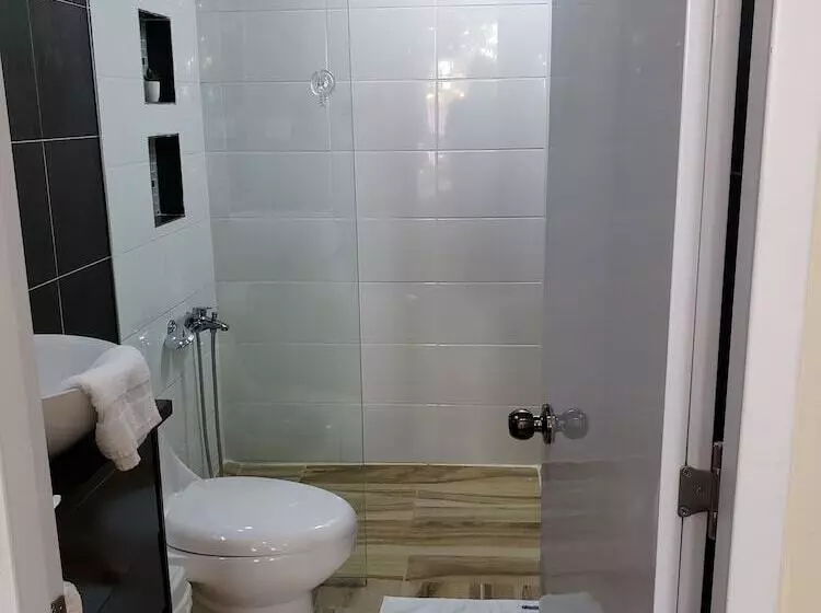 هتل Santa Clara