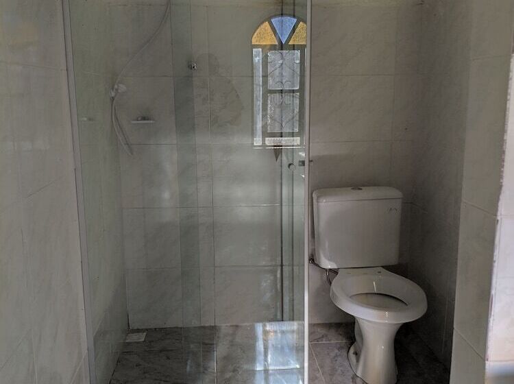 Pensão Pousada Pampulha R&r