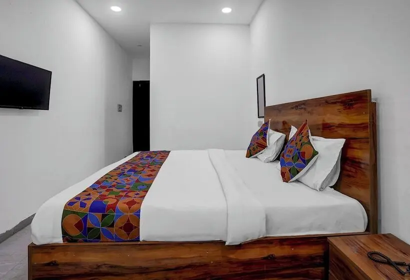 Fabhotel Platinum Pavillion Residency   1.5 Km From Nashik Road Railway Station