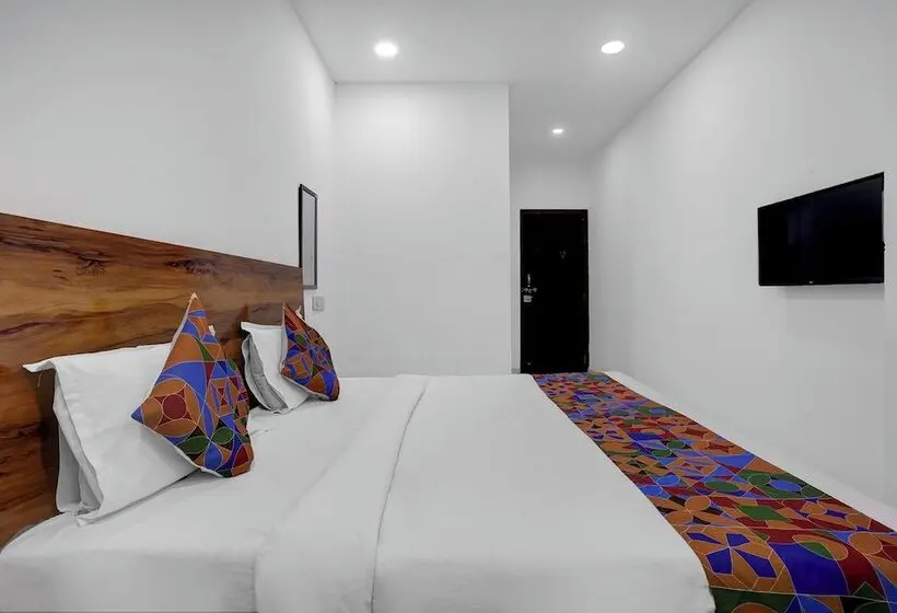 Fabhotel Platinum Pavillion Residency   1.5 Km From Nashik Road Railway Station
