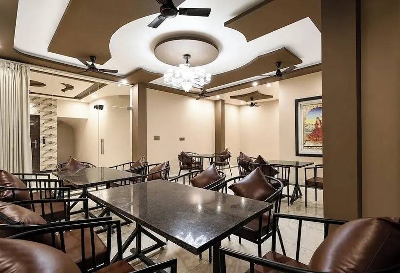 Fabhotel Prime Shyam Emprial