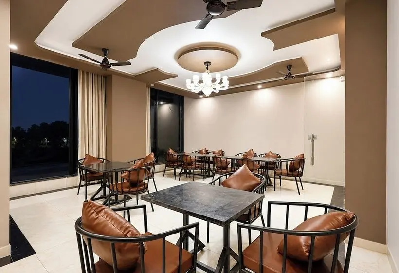 Fabhotel Prime Shyam Emprial