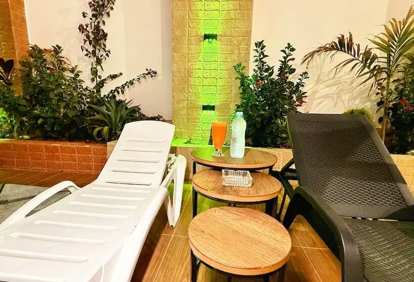 هتل Hôtel Mandela