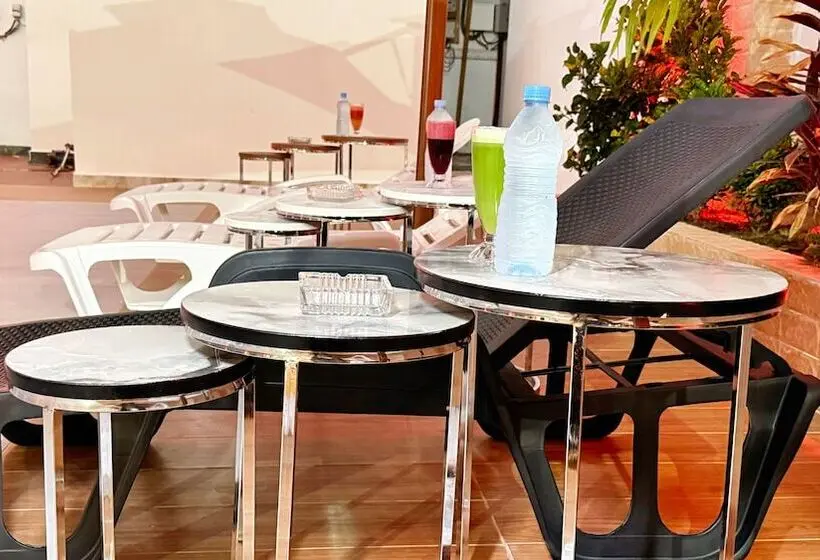 هتل Hôtel Mandela