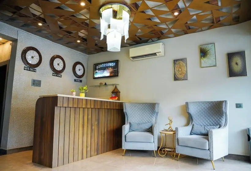 Hotelli Solara Inn
