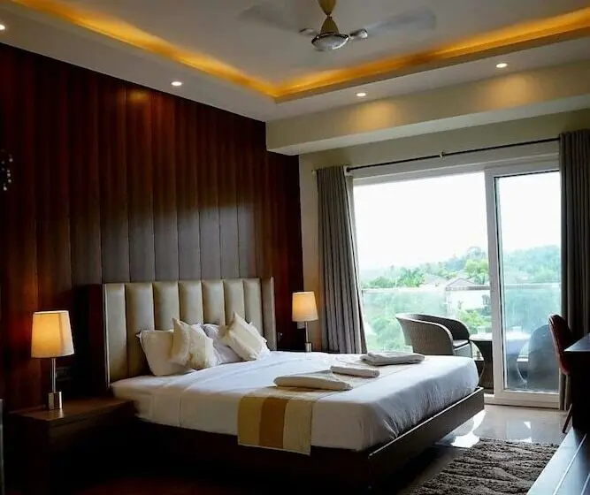 Hotelli Solara Inn
