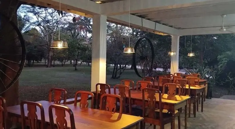 Hotelli Warriehead Resort