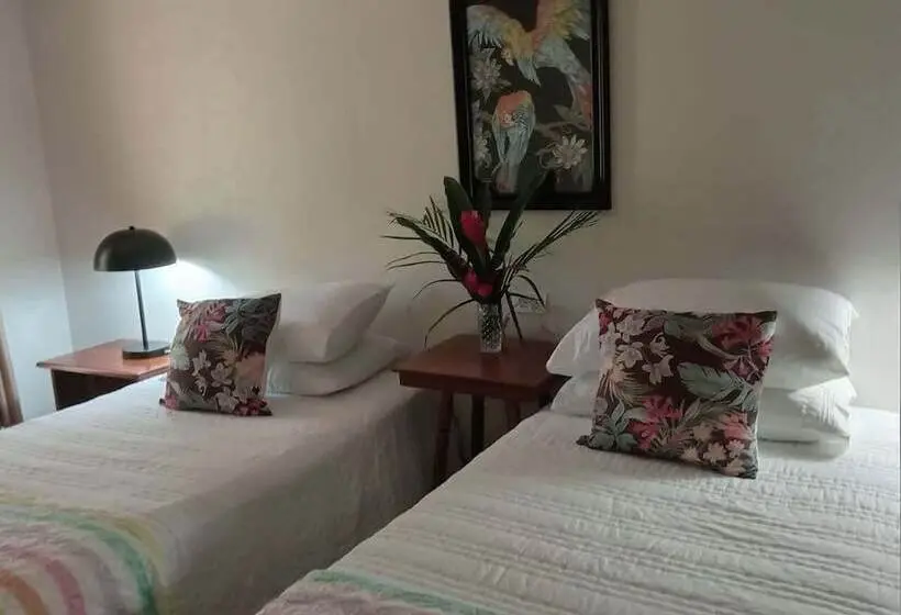 Hotelli Warriehead Resort