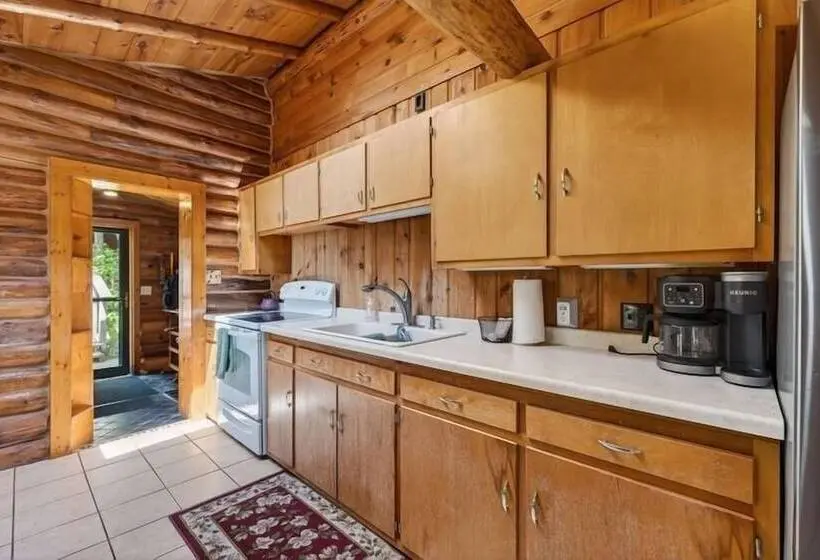 Lang Lodge 3 Bedroom Cabin