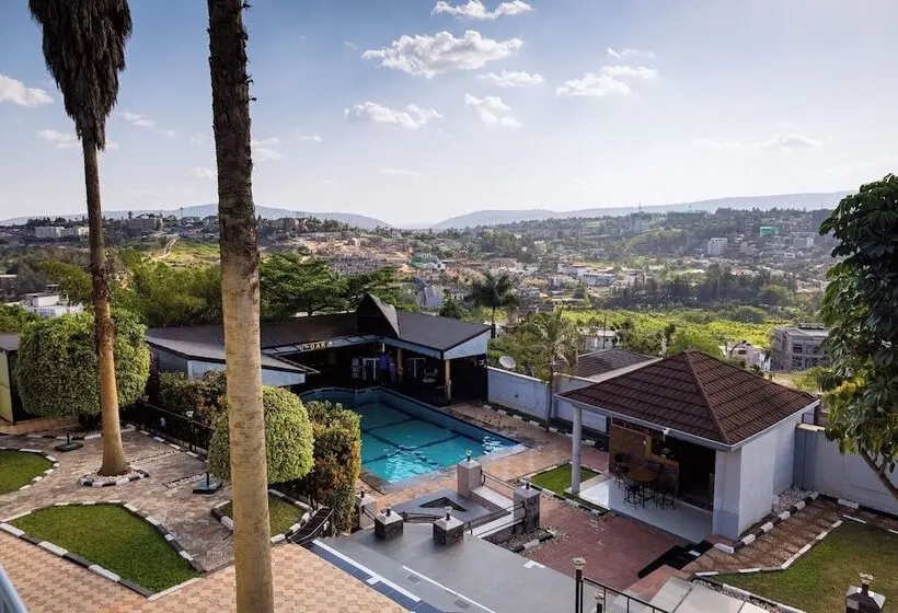 پانسیون Poolside View Guest House