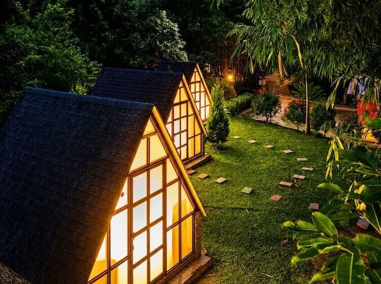リゾートホテル Cave Ritz Coorg By Voyehomes