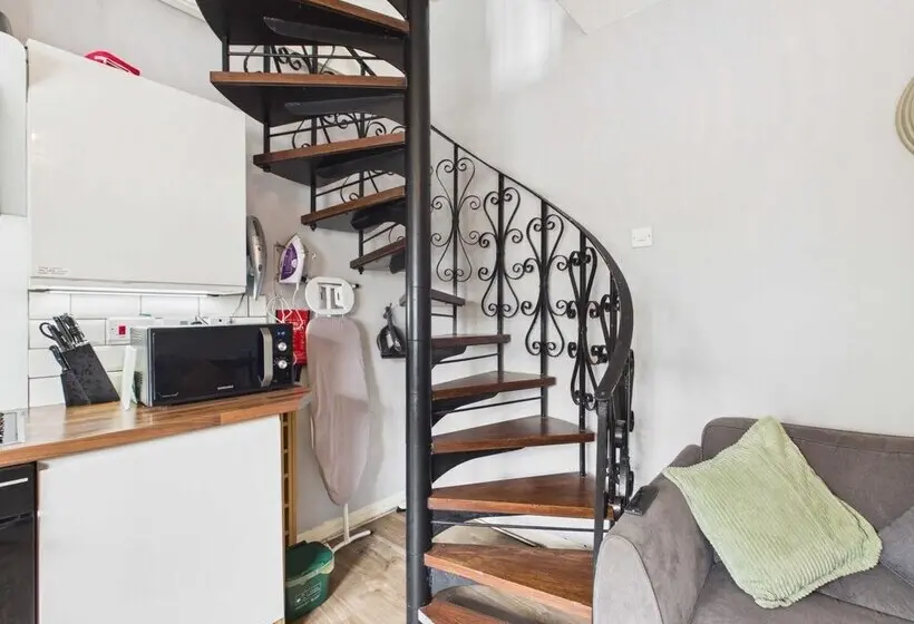 The Mews   1 Bed Holiday Home   Langland