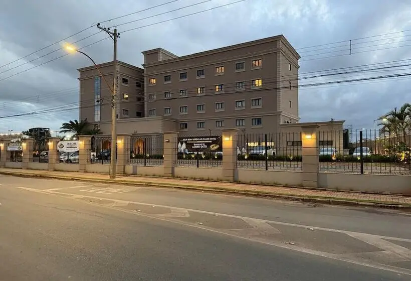 Class Hotel Americana