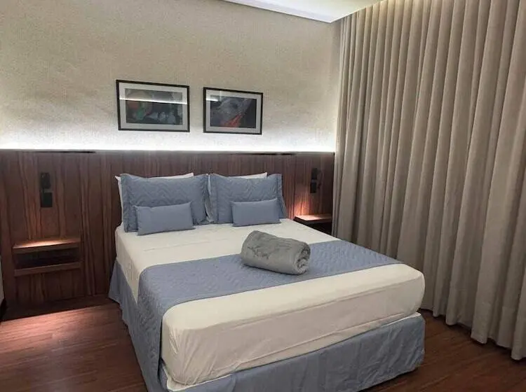 Class Hotel Americana