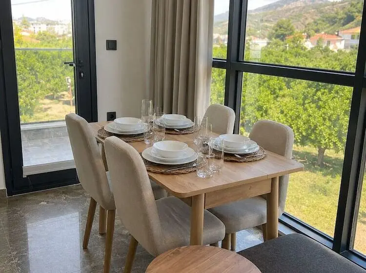 Mirşah Suit