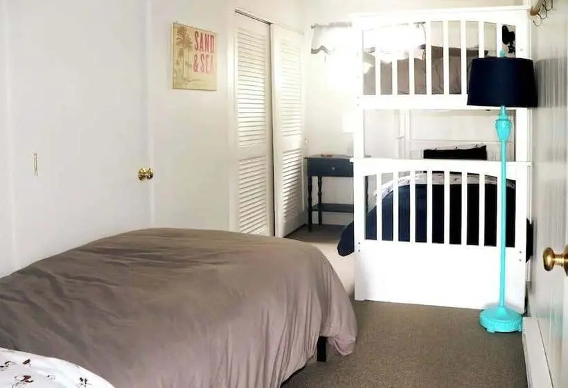 Ocean View Cottage Near Beach With Deck, Grill, & Full Kitchen