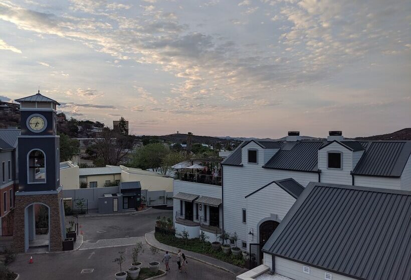 هتل The Weinberg Windhoek