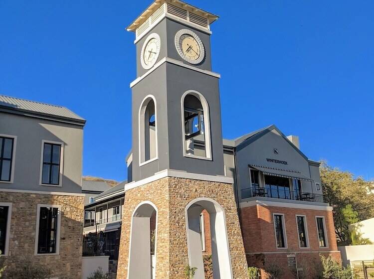هتل The Weinberg Windhoek