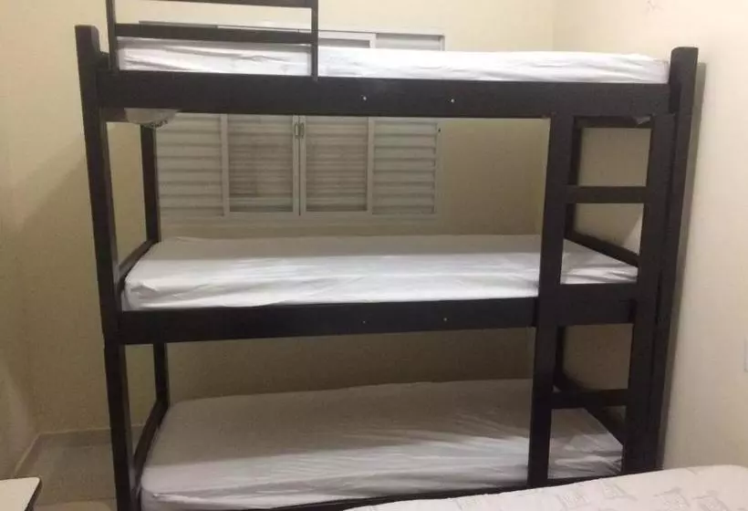 Majatalo Casa Familiar Em Campinas Com 2 Quartos, 1 Banheiro, 1 Vaga Para Carro