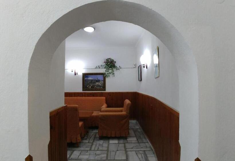 膳宿费 Guest House Urat