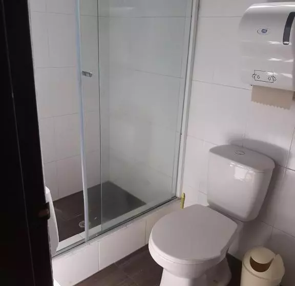 Majatalo Les Balcons Hostel