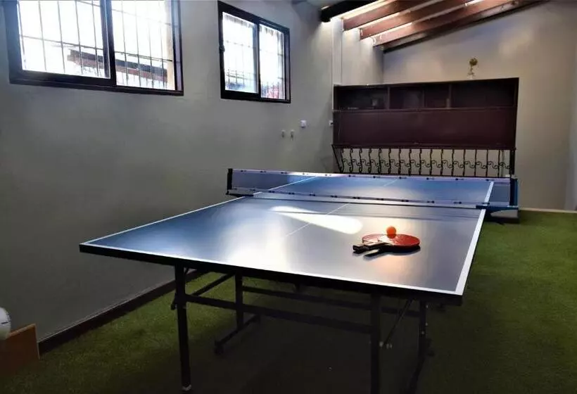 Majatalo Les Balcons Hostel