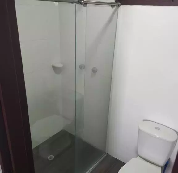 Majatalo Les Balcons Hostel