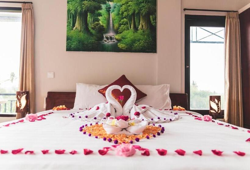 Пансион Umah Tikari Guesthouse