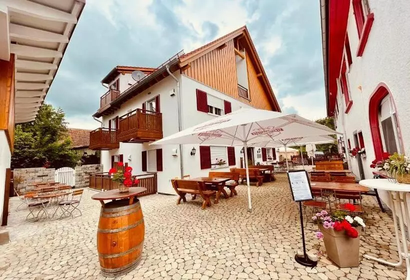 ユースホステル Landgasthof Linde Hepbach, Hotel & Restaurant