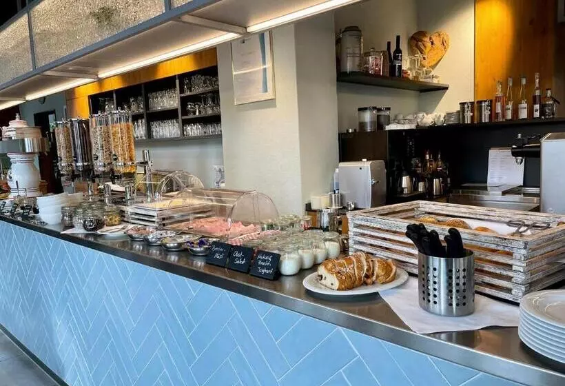 ユースホステル Landgasthof Linde Hepbach, Hotel & Restaurant