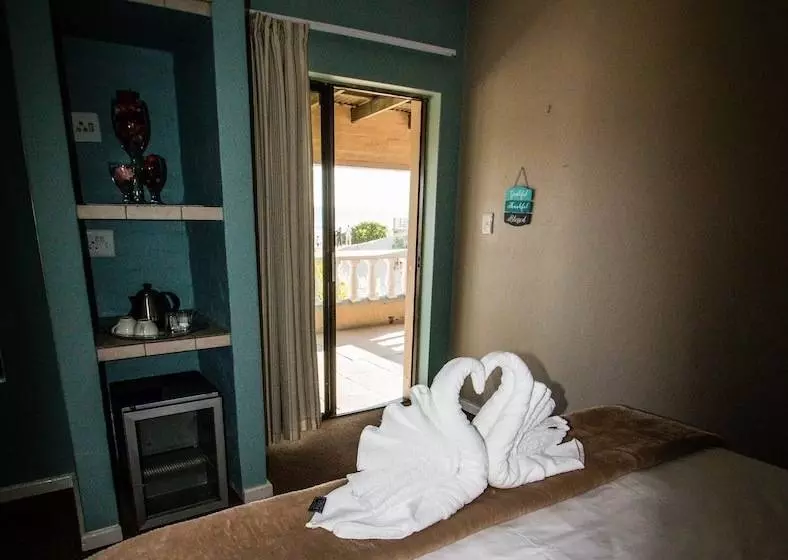 Retkeilymaja Pili Pili Beach Cabanas