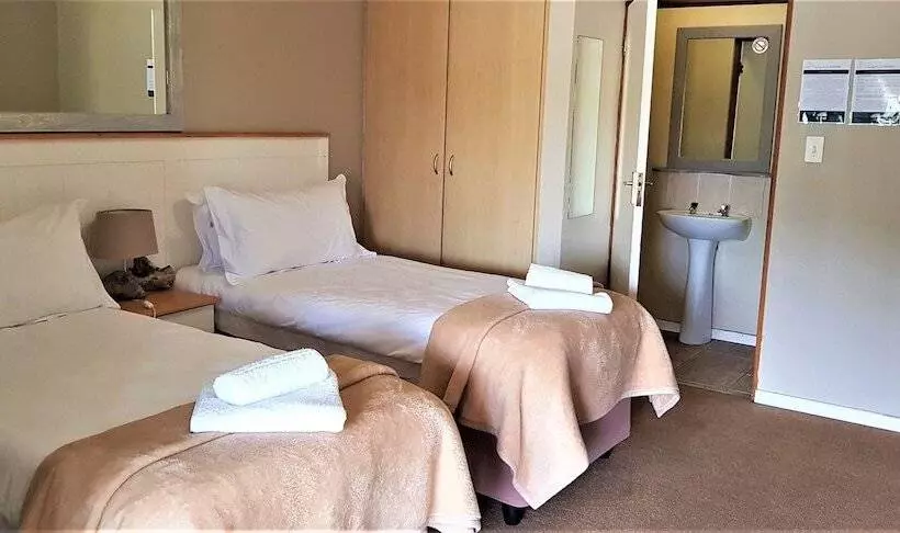 Retkeilymaja Pili Pili Beach Cabanas