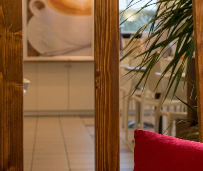 בית מלון כפרי Ace Hôtel Toulouse