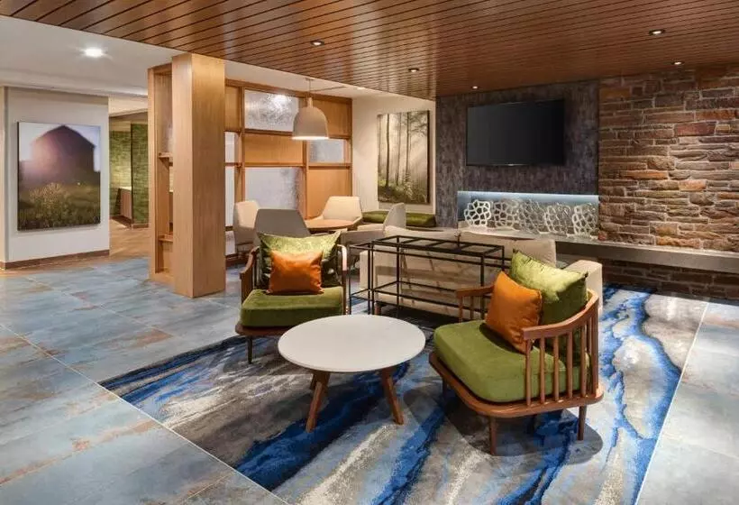 Hotelli Fairfield Inn & Suites By Marriott Lexington East/i 75
